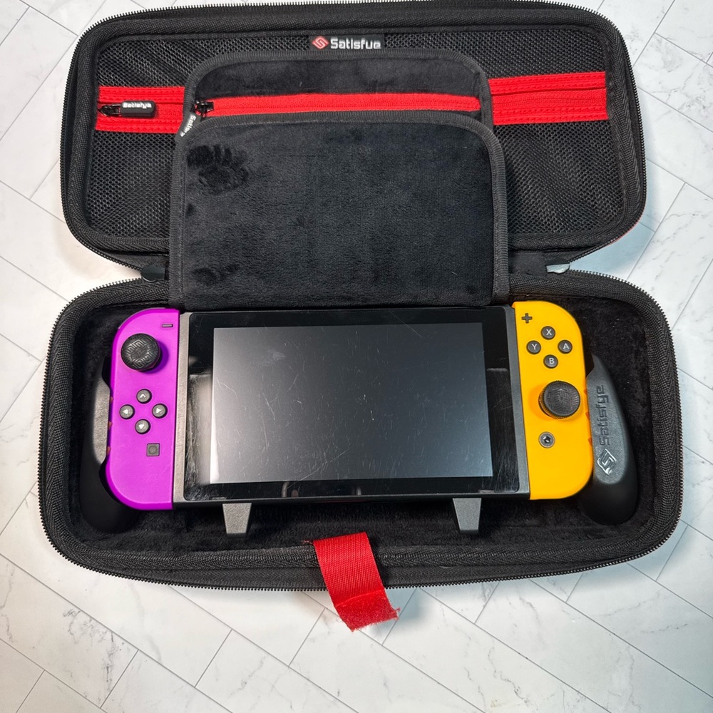 Nintendo v2 Handheld Console Black and Orange Joycons with Case, Game and Extras